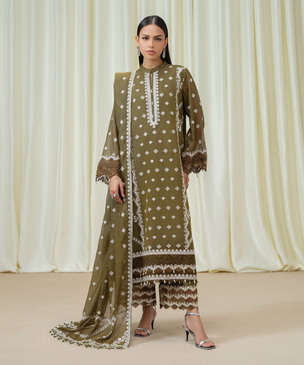 3 Piece - Embroidered Muslin Suit