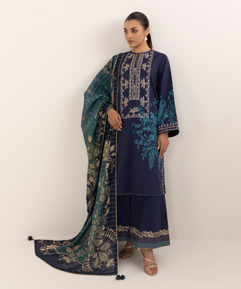 3 Piece - Embroidered Lawn Suit