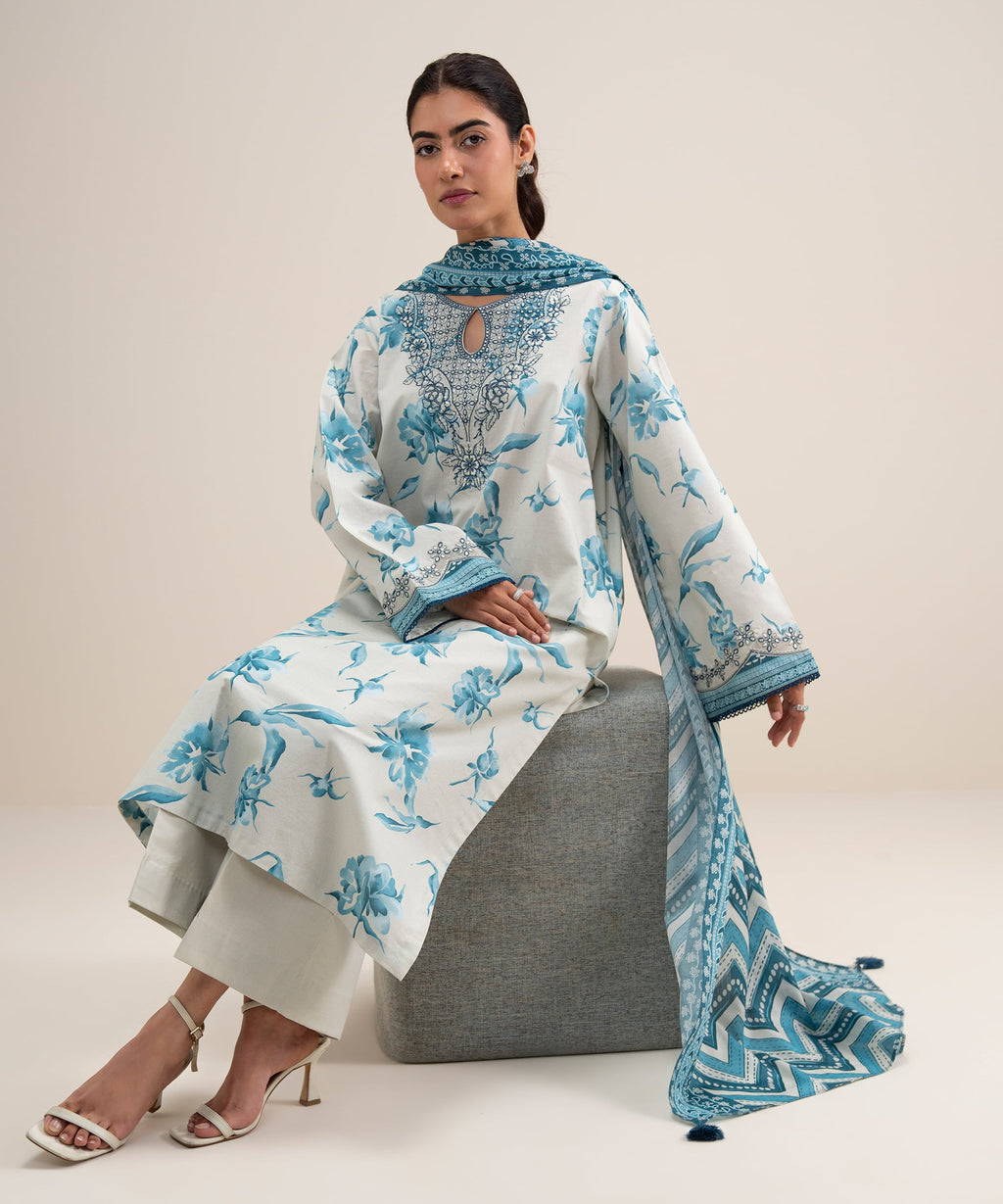 3 Piece - Embroidered Lawn Suit - OFFWHITE AND BLUE
