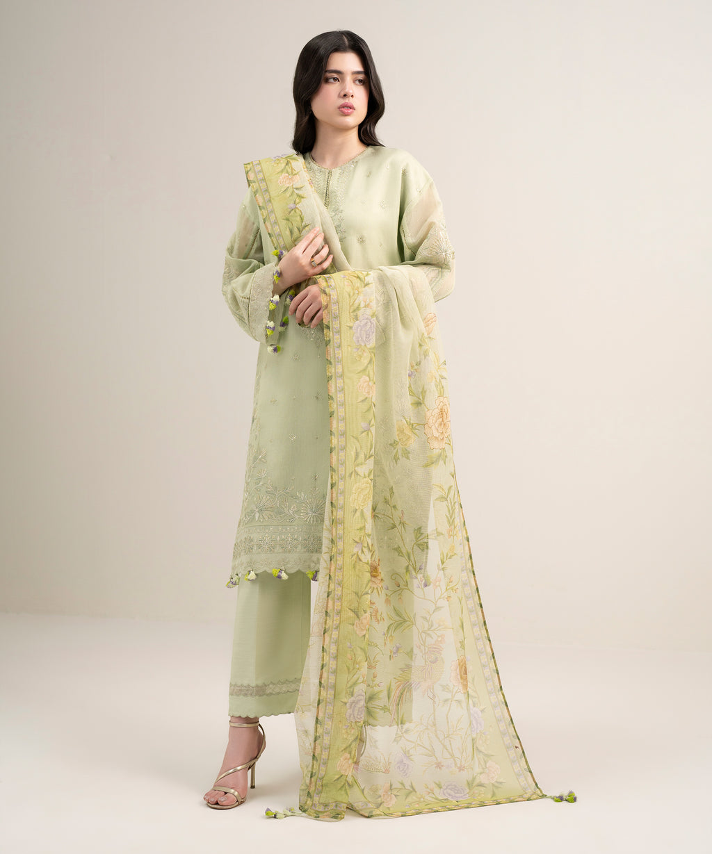 3 Piece - Embroidered Khaddi Net Suit