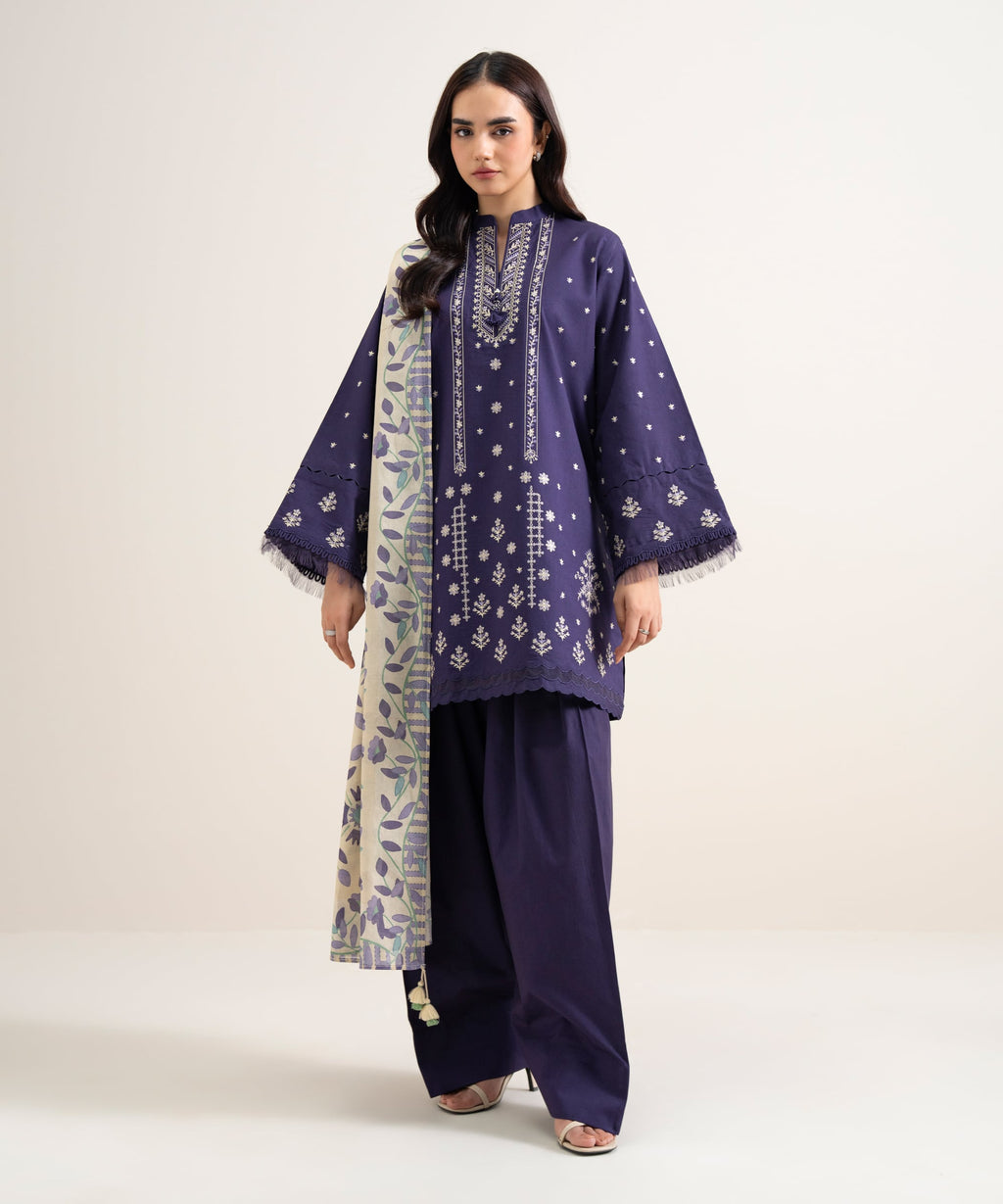 3 Piece - Embroidered Lawn Suit
