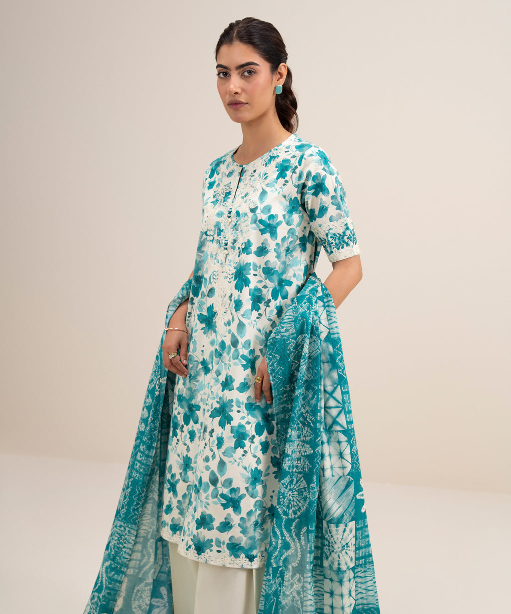 3 Piece - Embroidered Lawn Suit - OFF WHITE AND BLUE