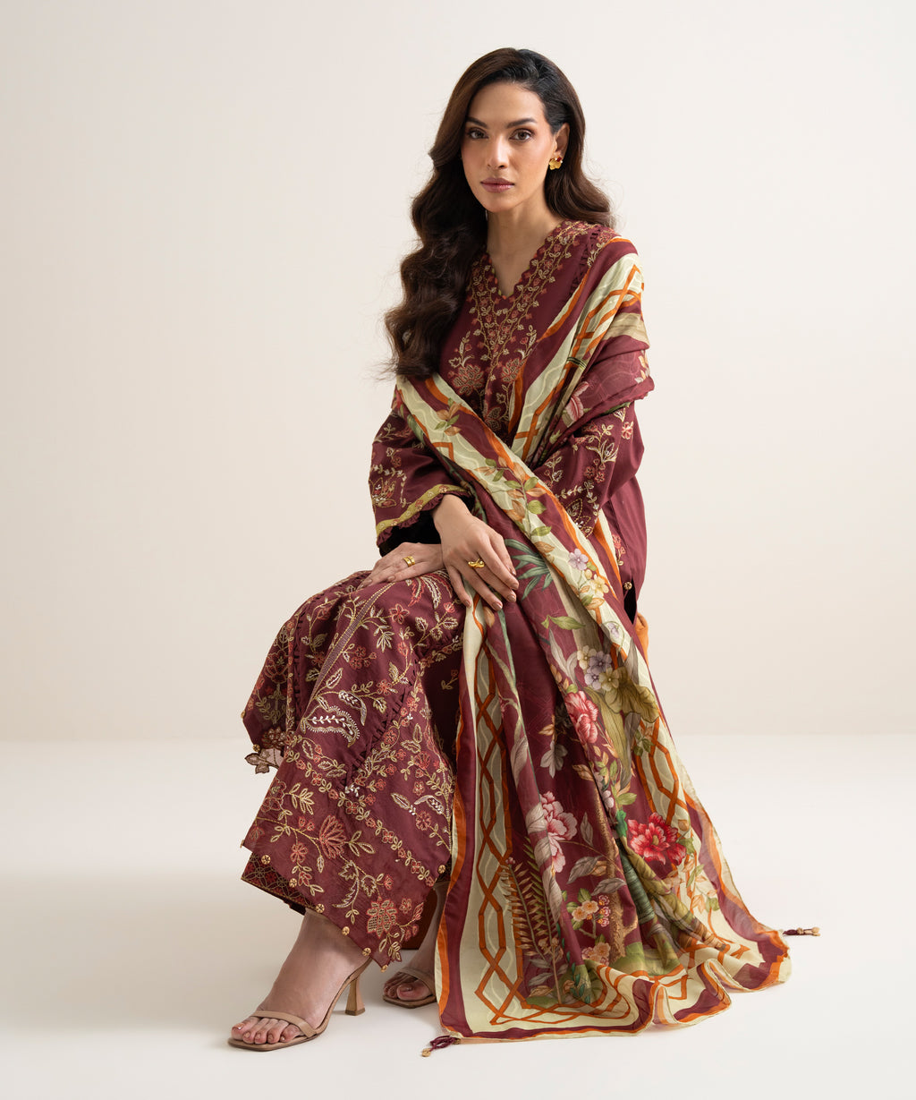 WOMEN 3PCS 3PC EMB RAUNAK