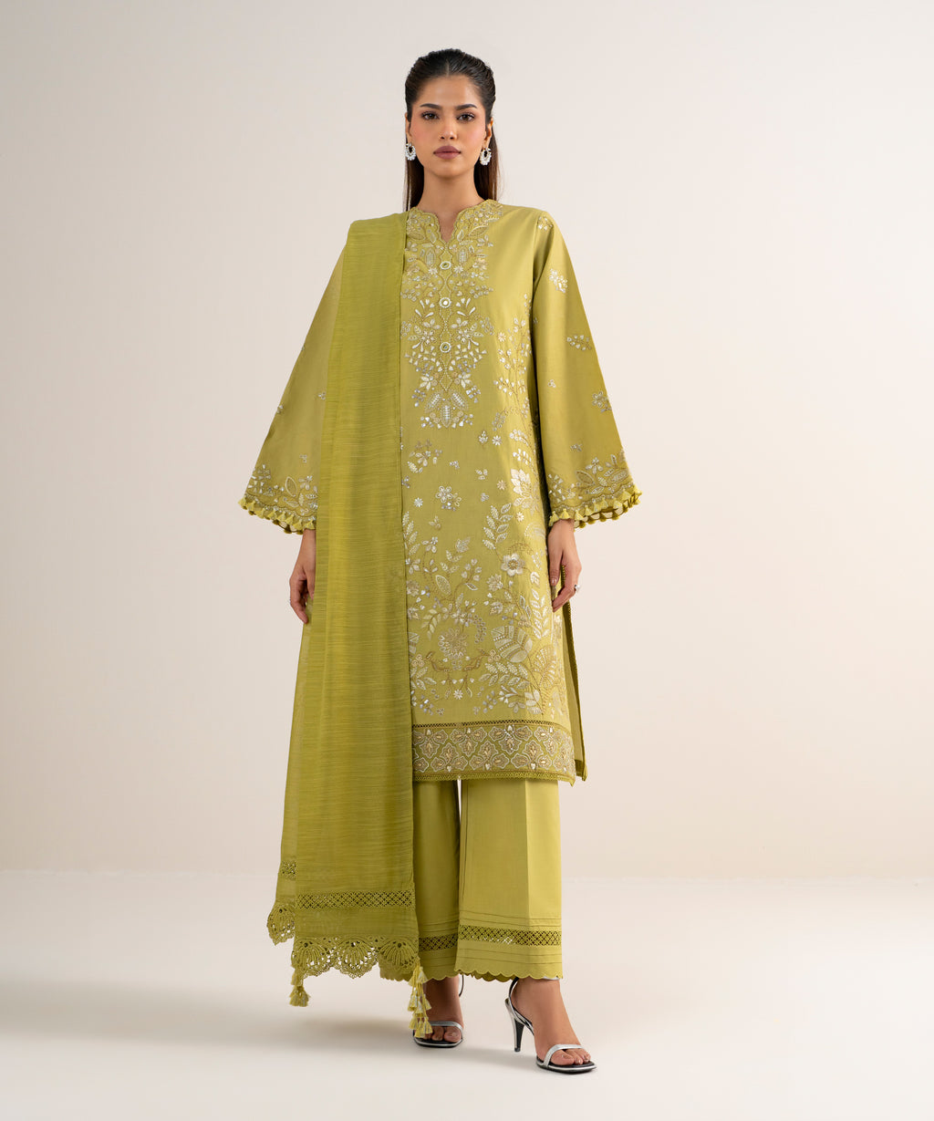 WOMEN 3PCS 3PC EMB RAUNAK