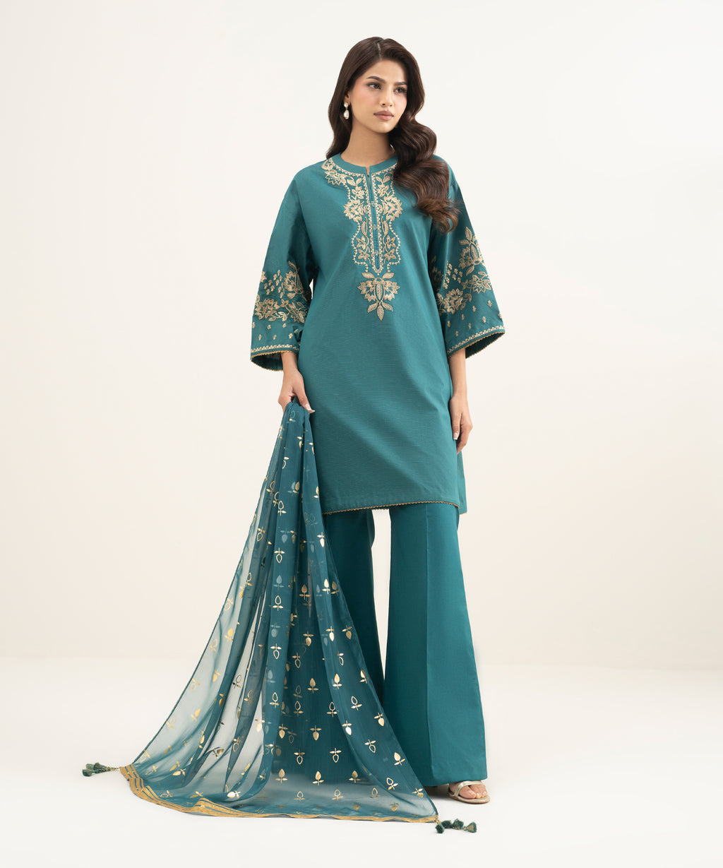 3 Piece - Embroidered Zari Lawn Suit