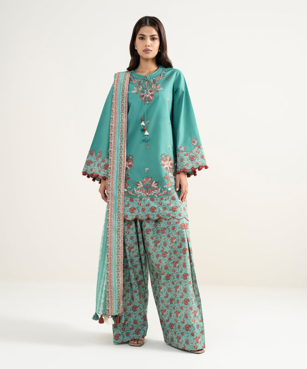 3 Piece - Embroidered Lawn Suit