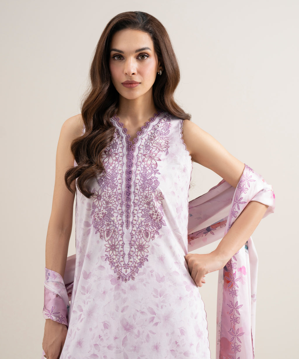 3 Piece - Embroidered Lawn Suit - LILAC