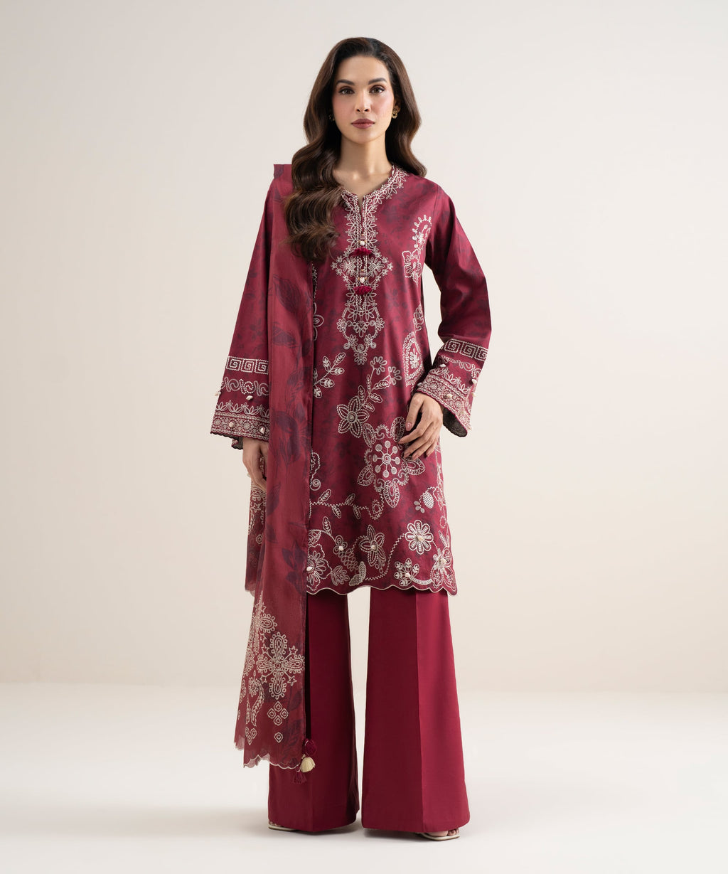 3 Piece - Embroidered Lawn Suit - MAROON