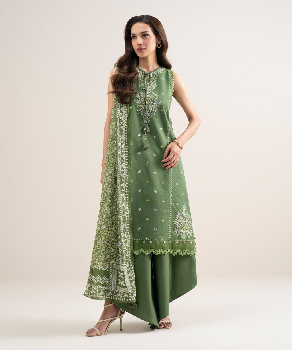 3 Piece - Embroidered Lawn Suit - GREEN