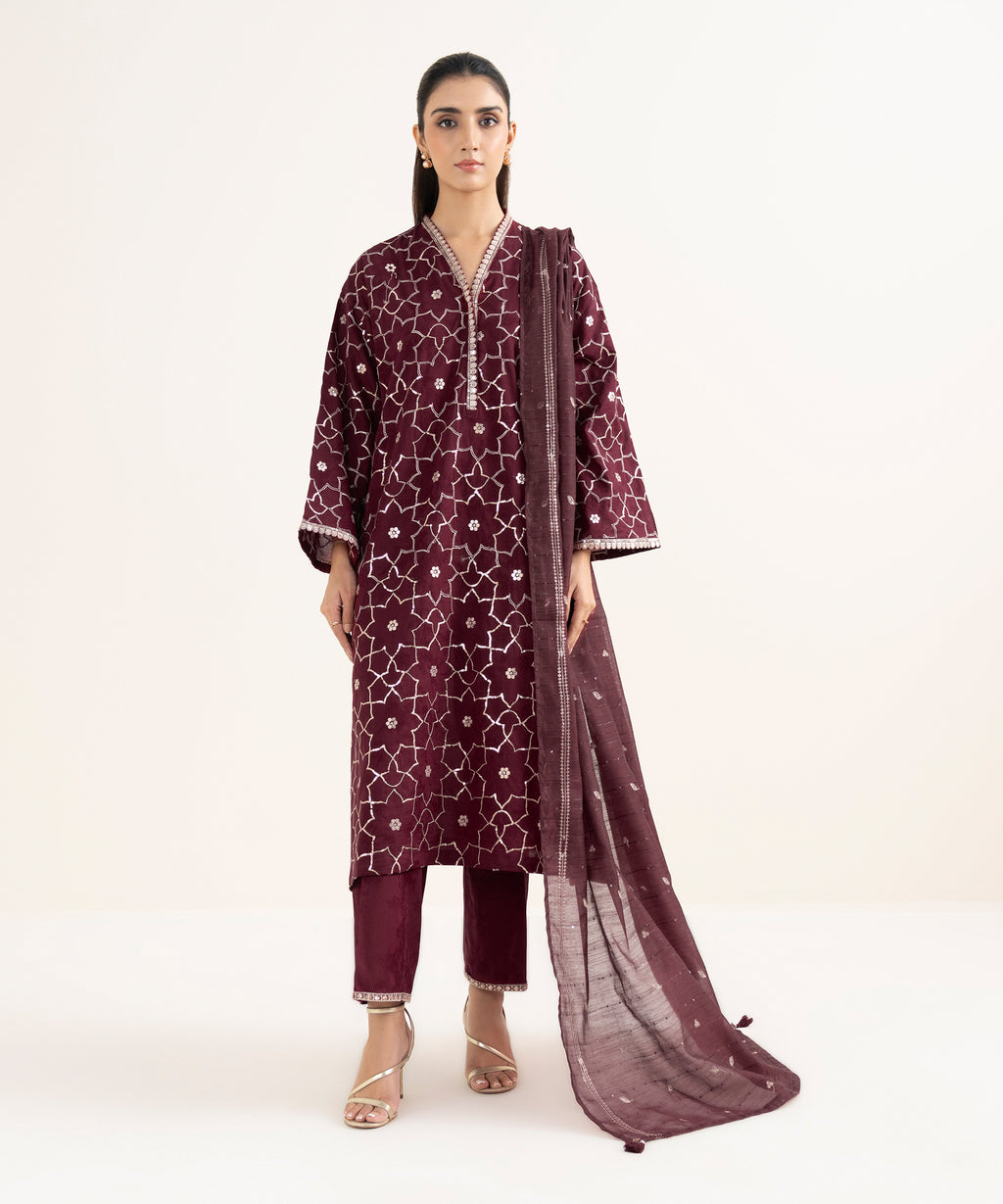 Embroidered Manaar Dupatta