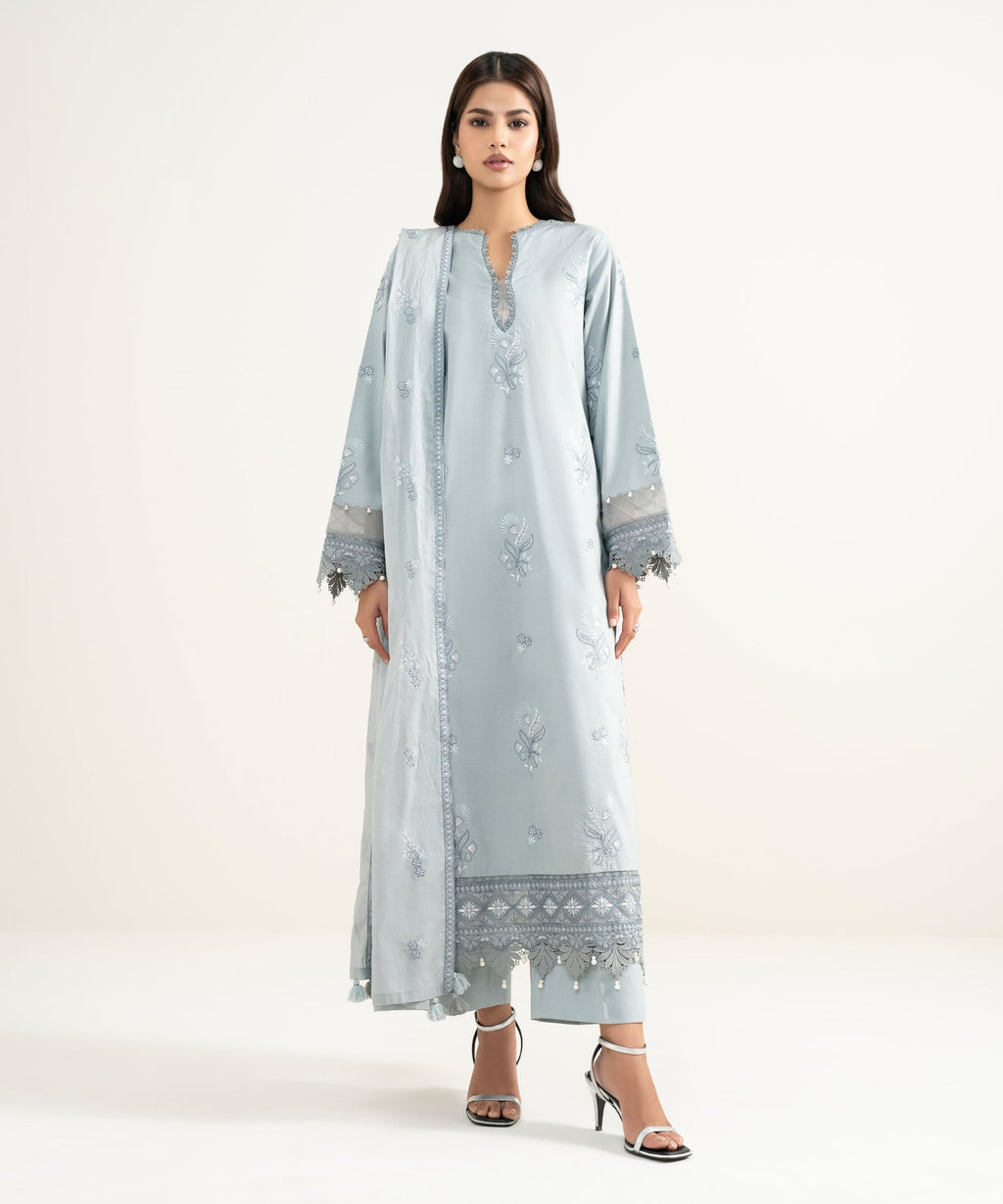 3 Piece - Embroidered Lawn Suit