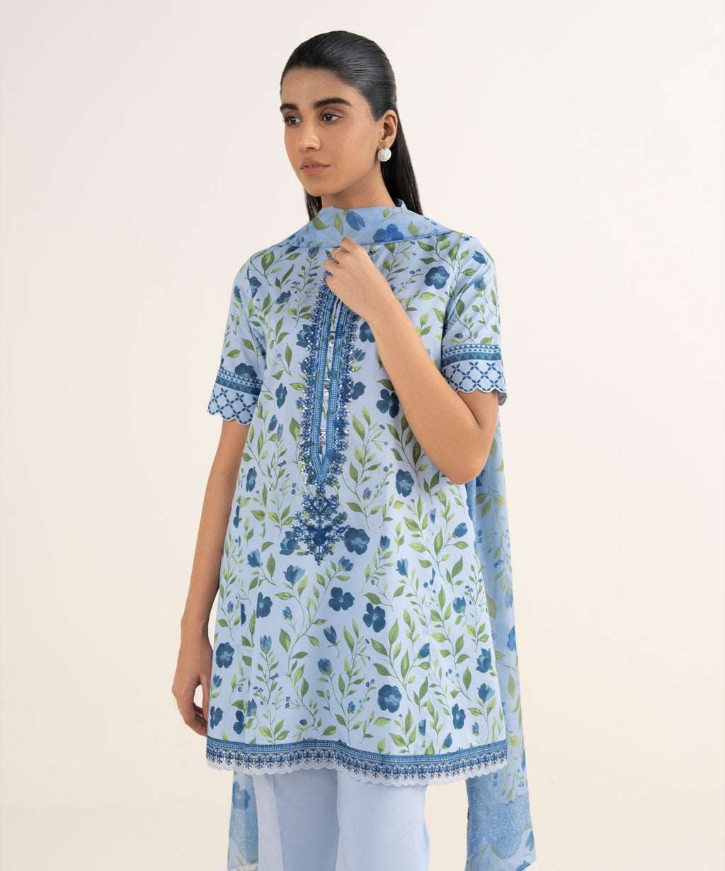 3 Piece - Embroidered Lawn Suit