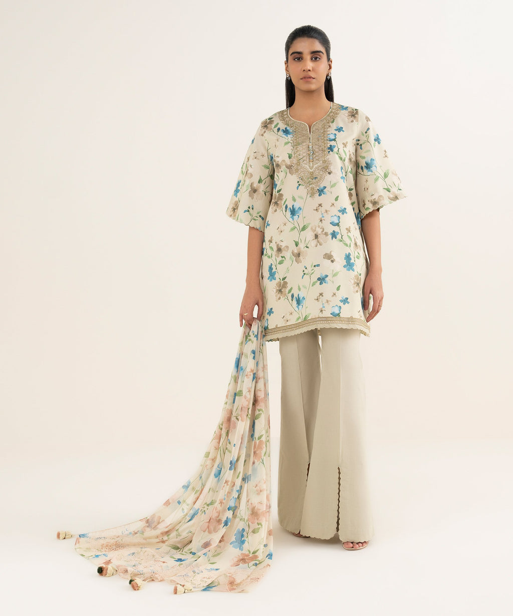 3 Piece - Embroidered Lawn Suit
