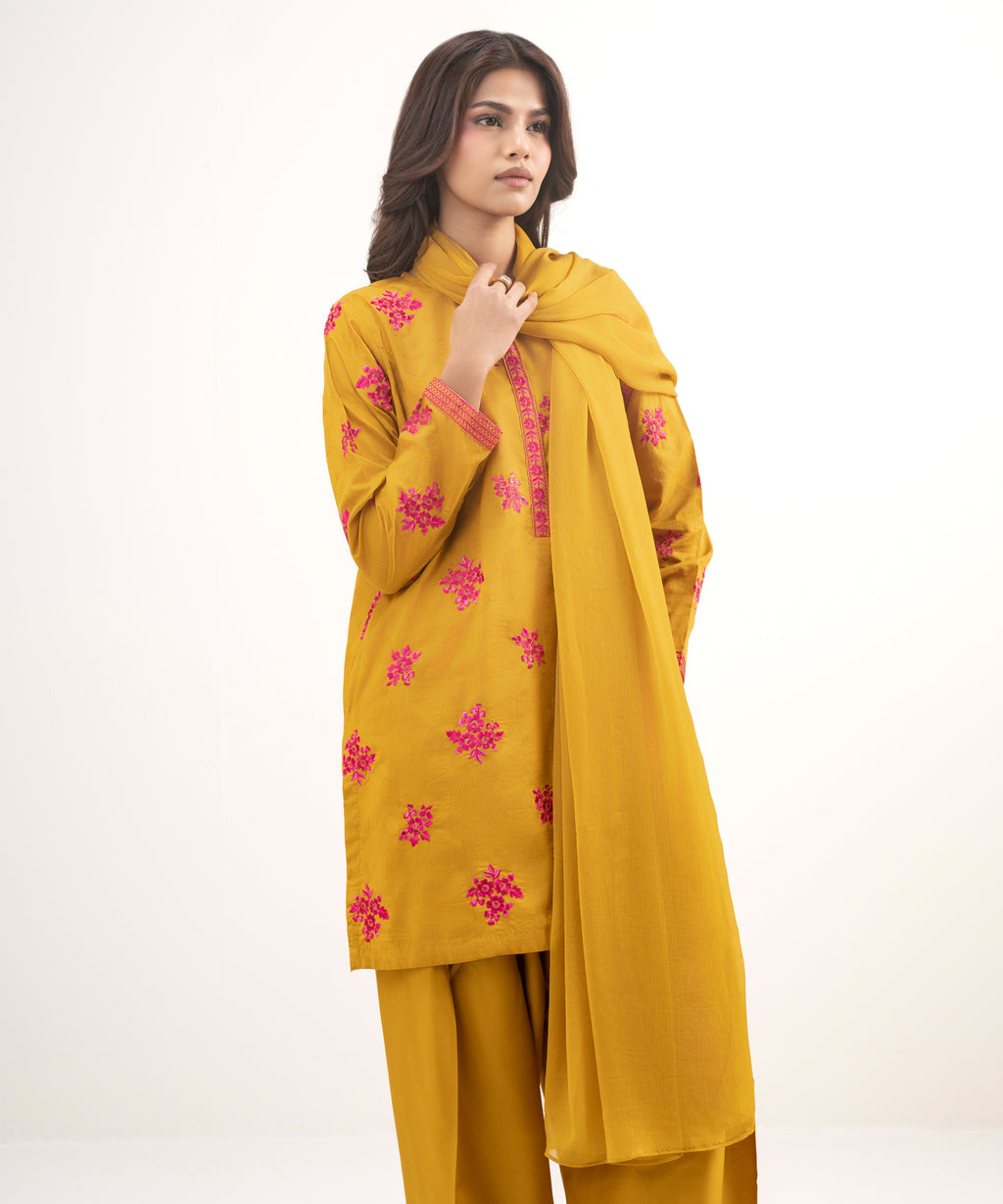 3 Piece - Embroidered Jacquard Suit