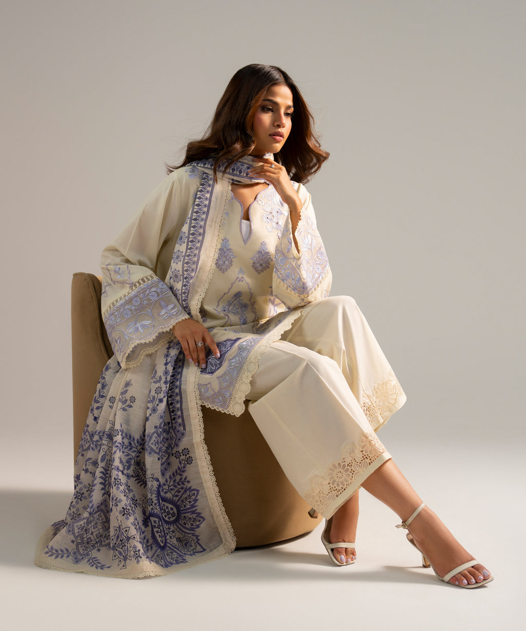 3 Piece - Embroidered Lawn Suit - OFF WHITE