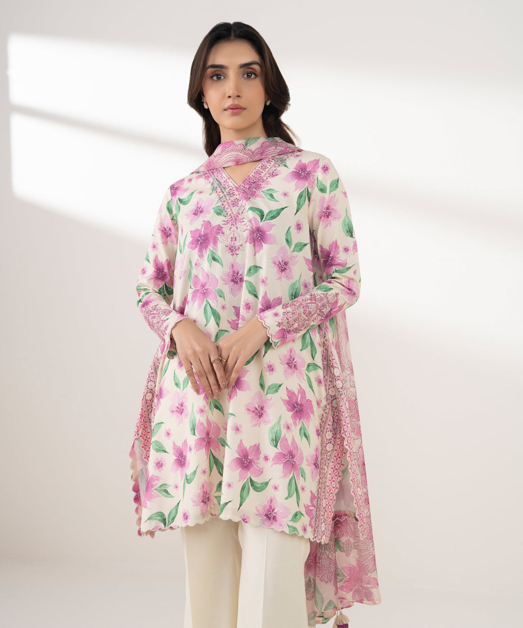 3 Piece - Embroidered Lawn Suit
