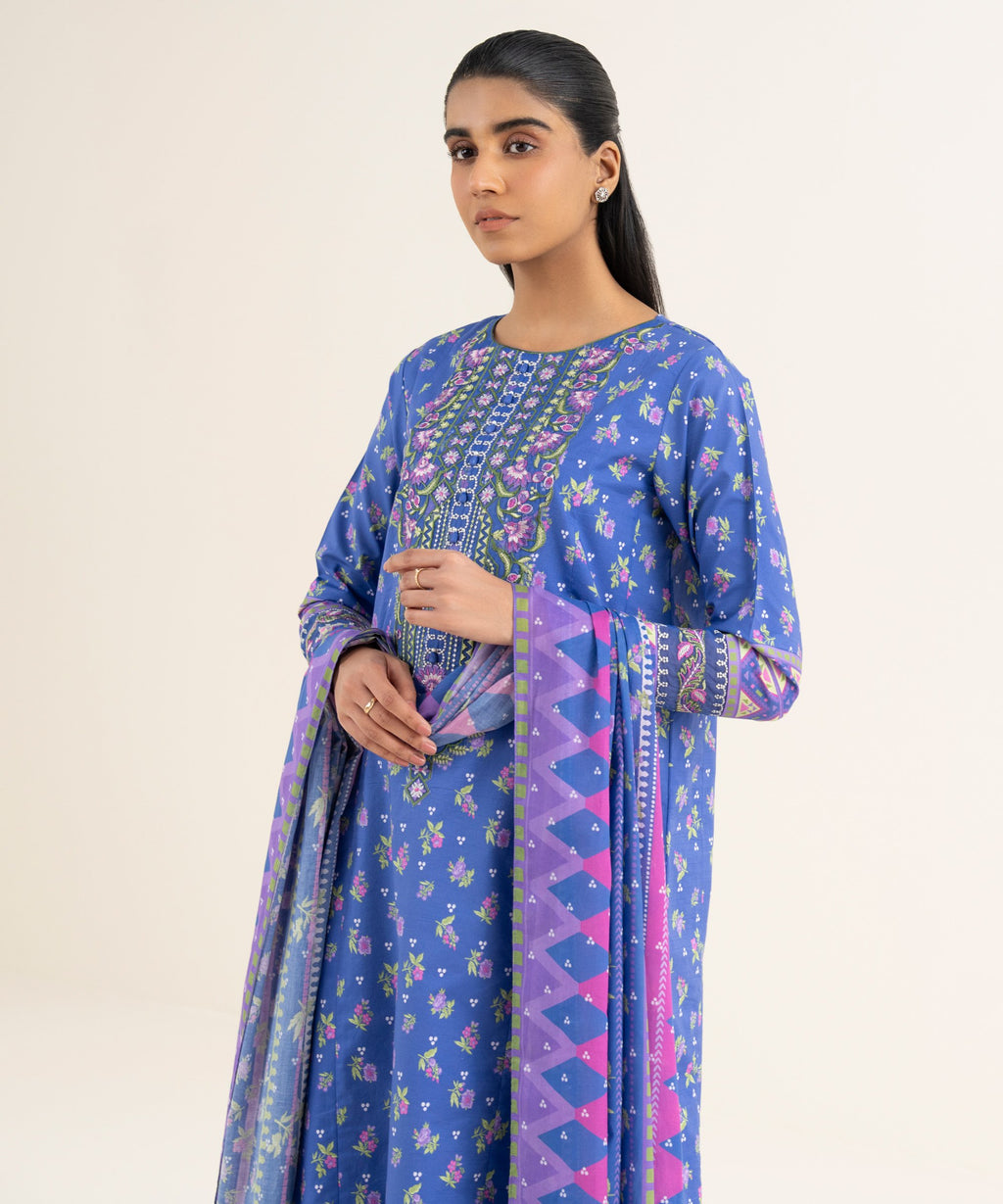 3 Piece - Embroidered Lawn Suit