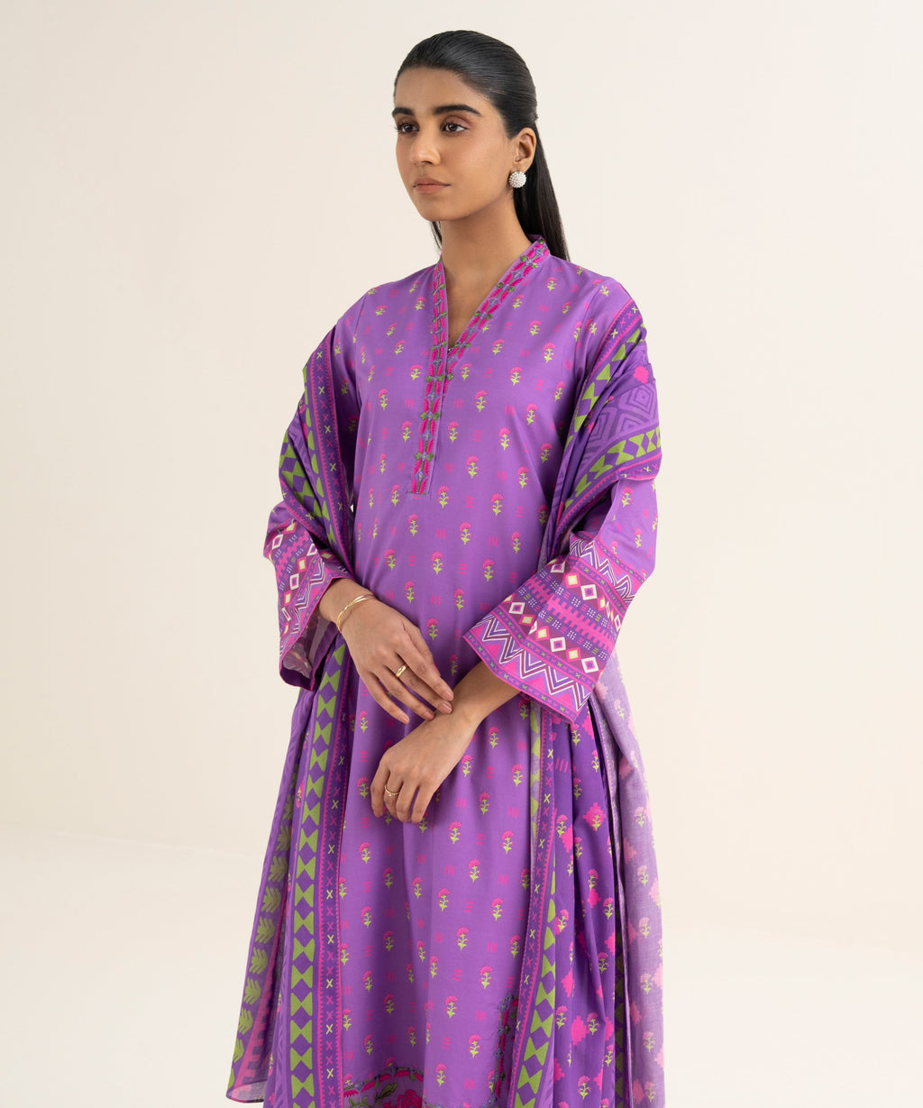 3 Piece - Embroidered Lawn Suit