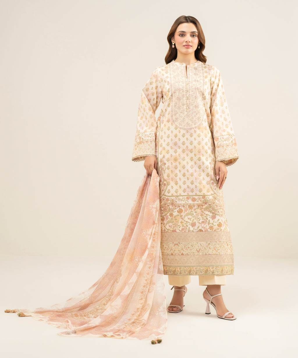 3 Piece - Embroidered Lawn Suit