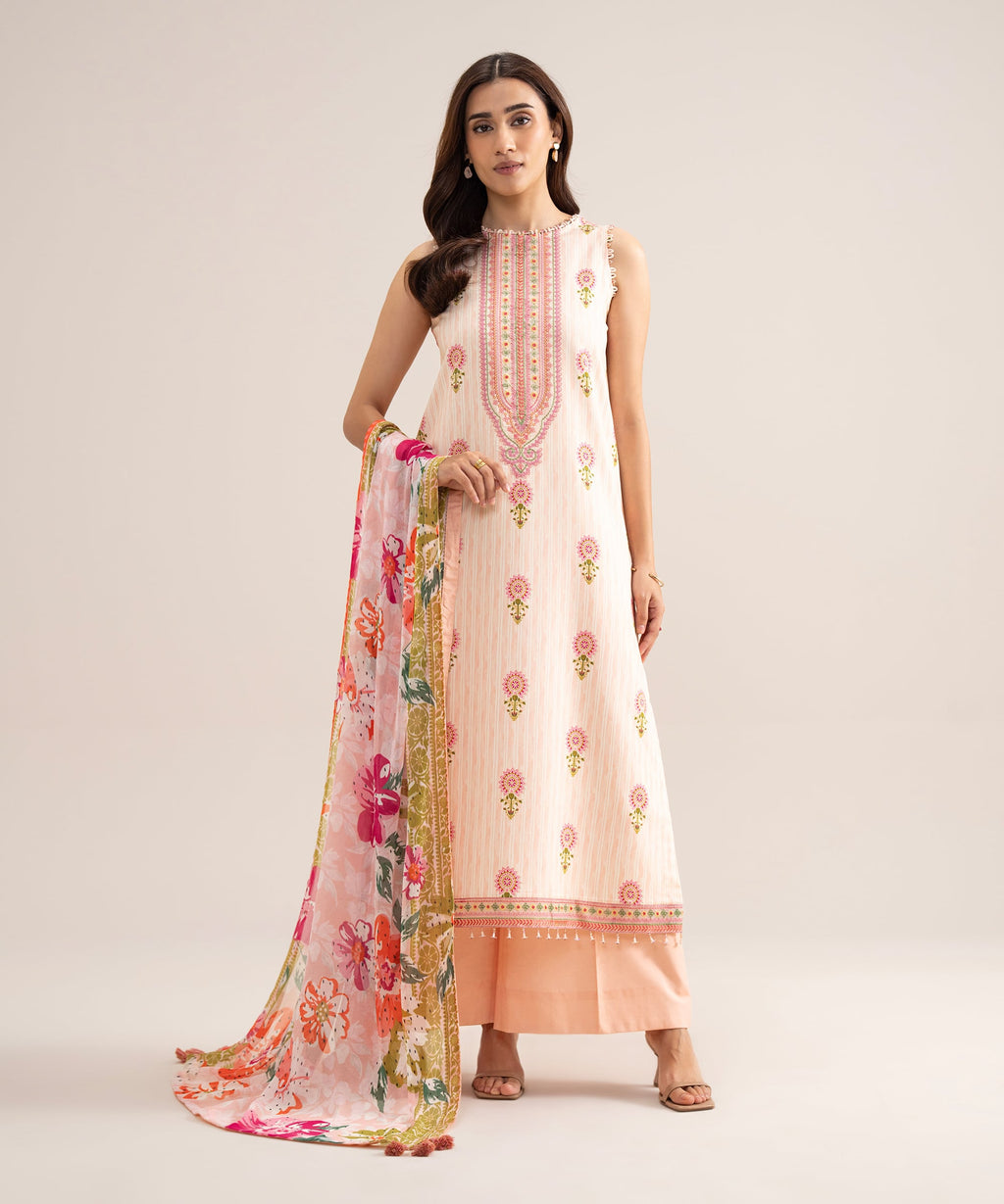 3 Piece - Embroidered Arabic Lawn Suit