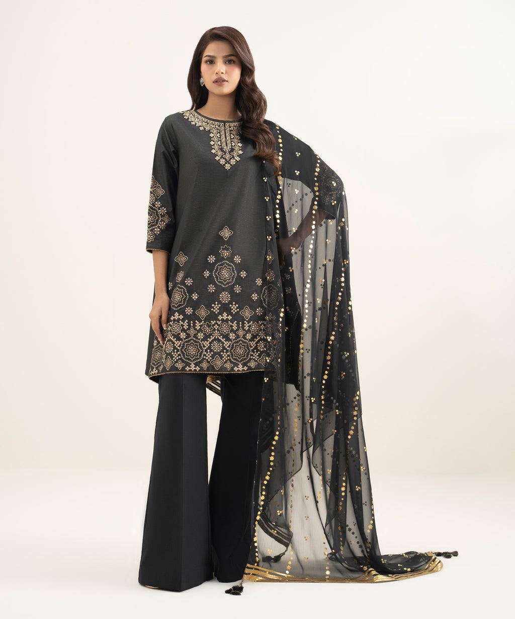 3 Piece - Embroidered Zari Lawn Suit