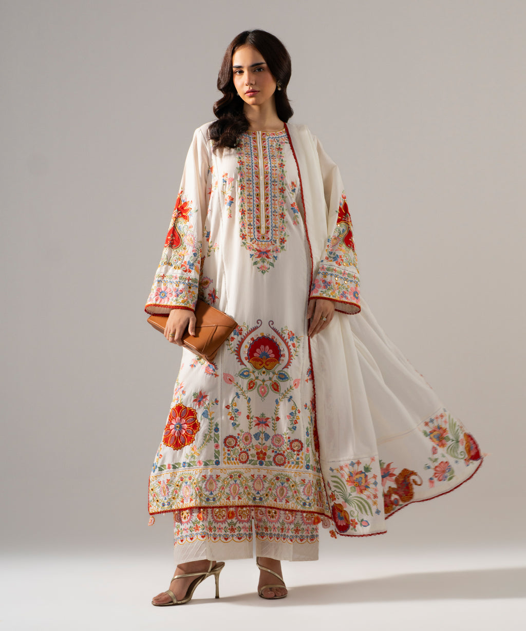 3 Piece - Embroidered Lawn Suit