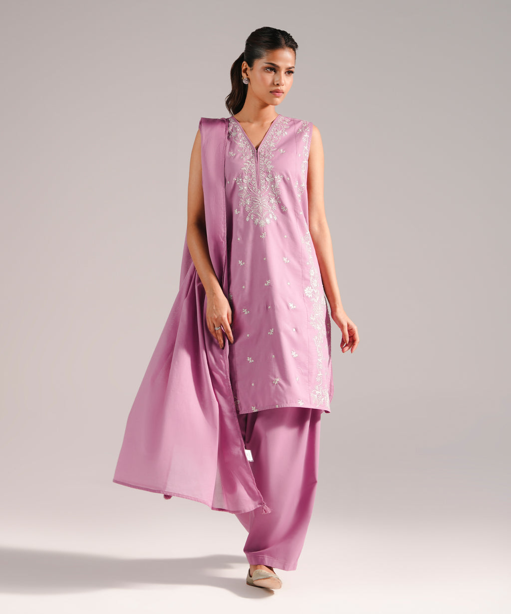 3 Piece - Embroidered Lawn Suit