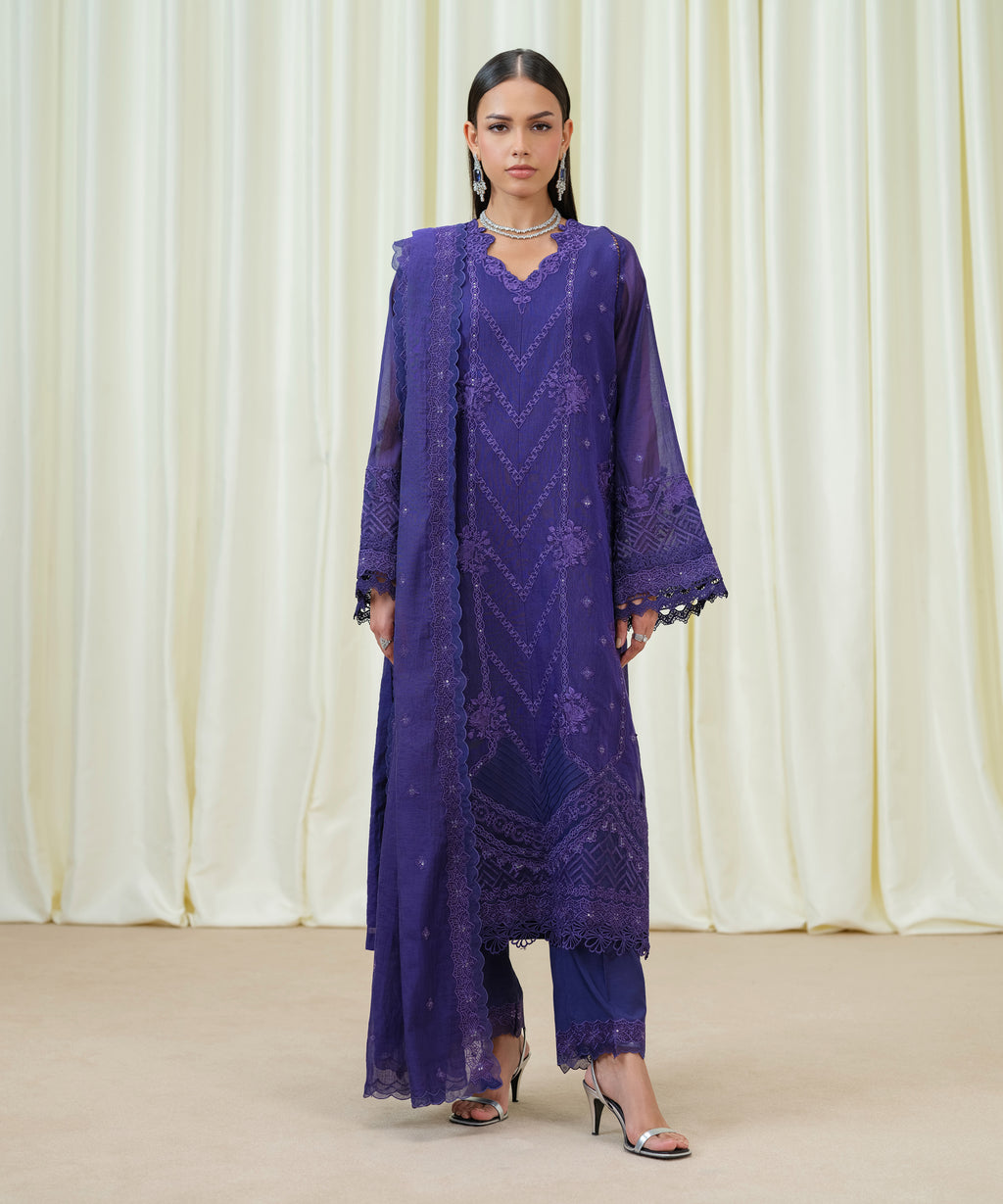 3 Piece - Embroidered Muslin Suit