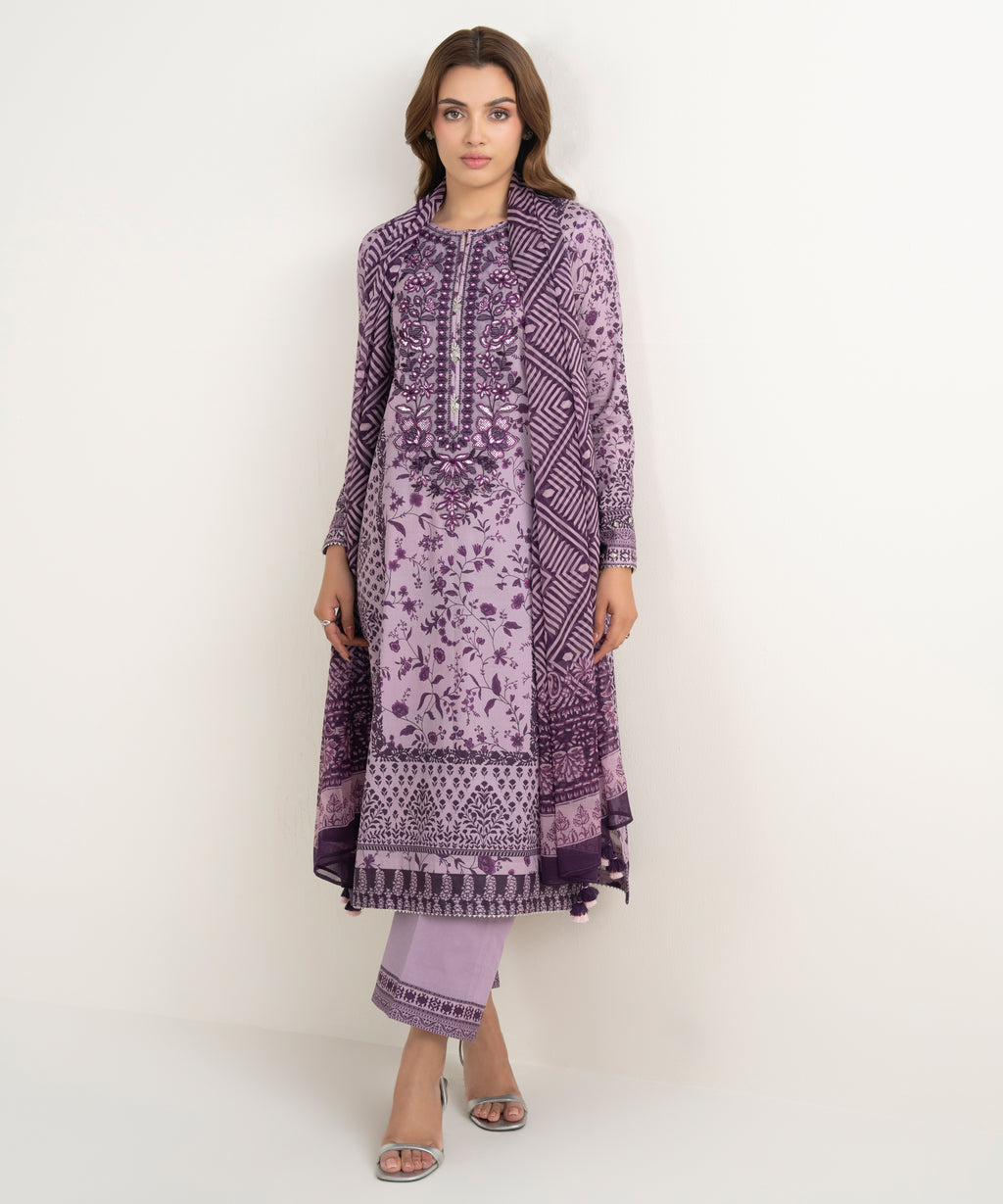 3 Piece - Embroidered Lawn Suit