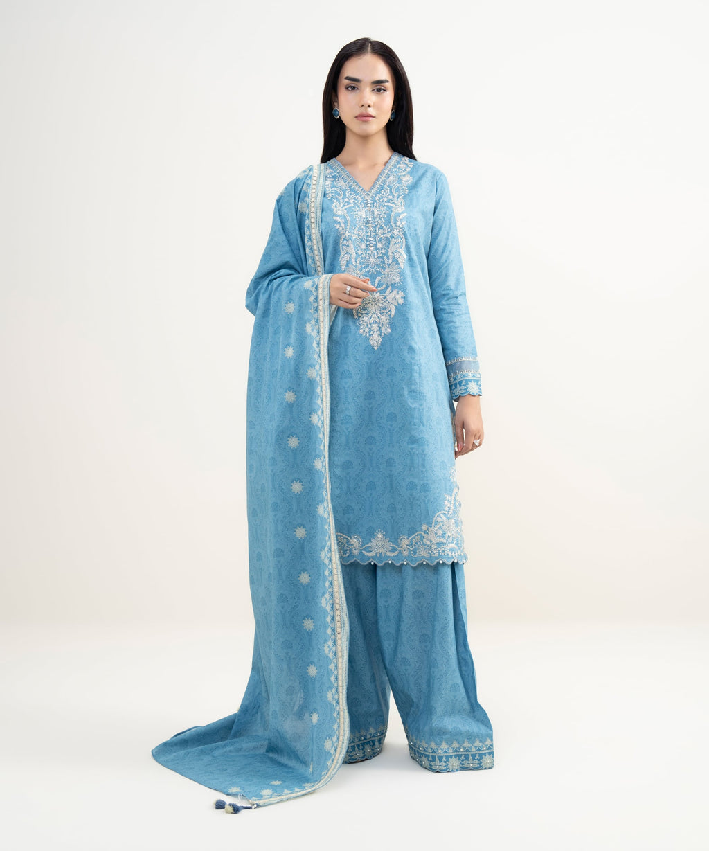 3 Piece - Embroidered Jacquard Suit