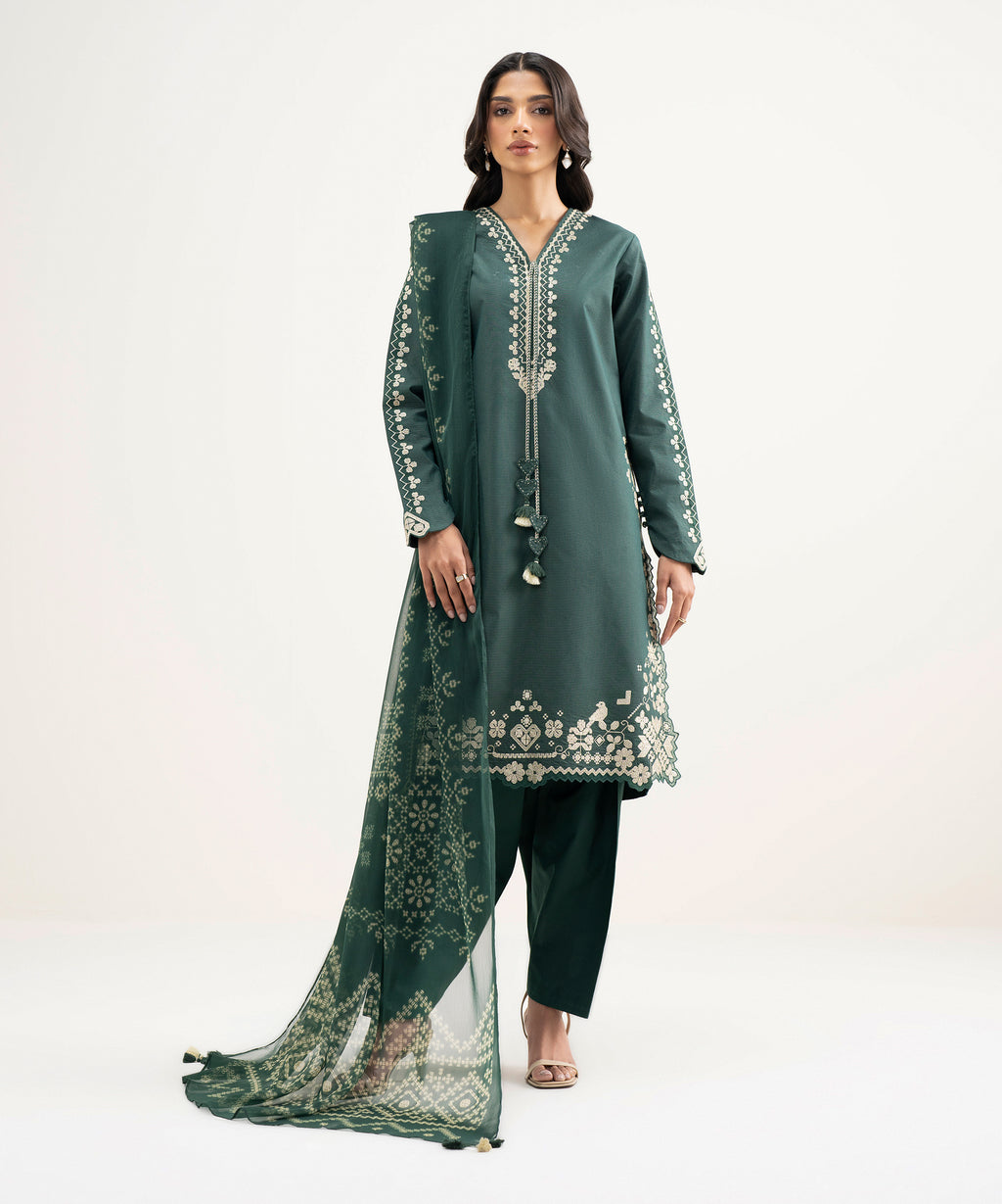 3 Piece - Embroidered Lawn Suit