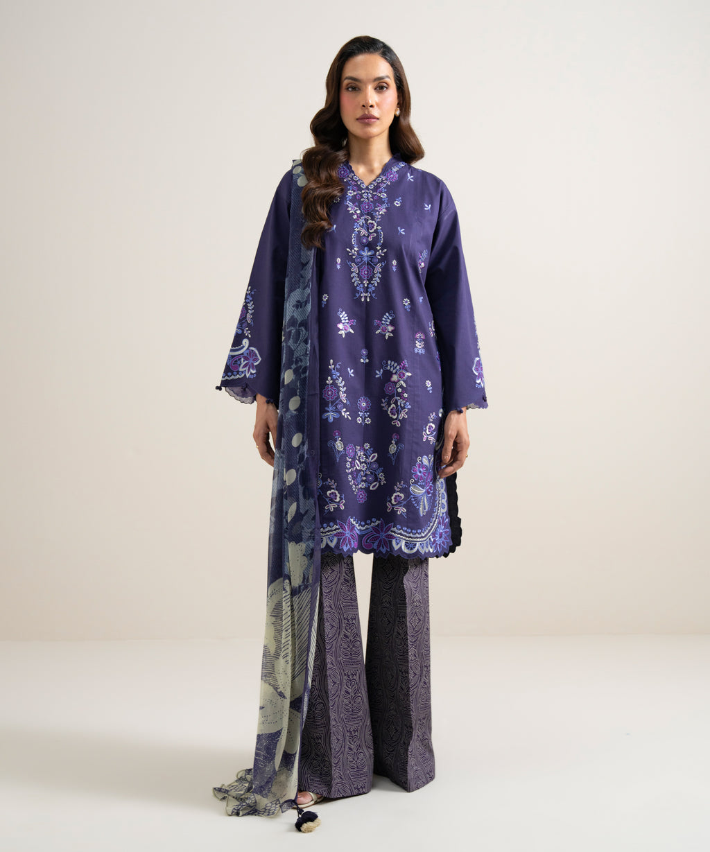 3 Piece - Embroidered Lawn Suit